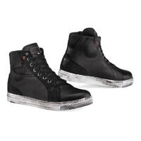 TCX Street Ace Waterproof Commuting Sneaker, Full Grain Leather w/ Suede Inserts Black Size 41