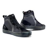 TCX Ikasu WP Urban Boots - Black/Reflex [EU 40 / US 7]