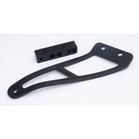 EXH HANGER YAM R6 03-05 BLK